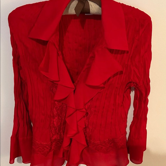 Amanda Lane Vibrant Red Ruffled Blouse - Picture 3 of 4